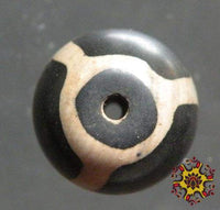 Paire de gros Dzi Tibétains de longue vie. La Magie du Bouddha.