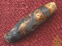Rare perle sacrée tibétaine Dzi au lotus La Magie du Bouddha.