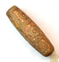 Perle tibétaine sacrée Dzi neuf yeux ancienne patine naturelle La Magie du Bouddha.