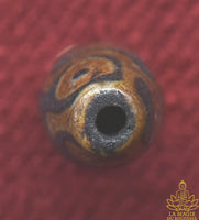 Perle sacrée tibétaine Dzi ancienne à neuf yeux La Magie du Bouddha.