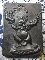 Plaque sacrée Garouda – Pierre noire magnétique sculptée (Tibet/Mongolie) La Magie du Bouddha.
