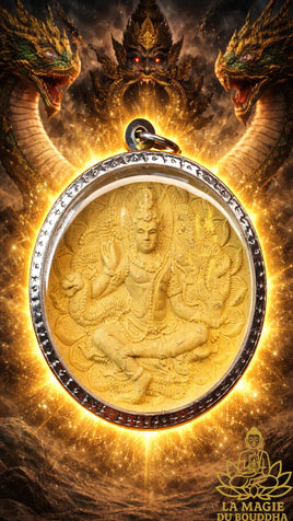 Grande amulette Jatukham Rammathep bénie en 2007 au Wat Phra Mahatat Worawihan La Magie du Bouddha.