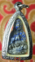 Amulette de la protectrice Guan Yin en Lapis Lazulli.