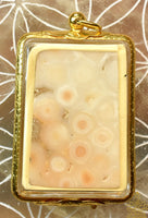 🪷 Amulette Phra Somdej en pierre relique Hin Phratat – Wat Phrom Nimit (Kanchanaburi, 2001)