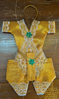 Tenue thaïlandaise traditionnelle pour Khuman Thong