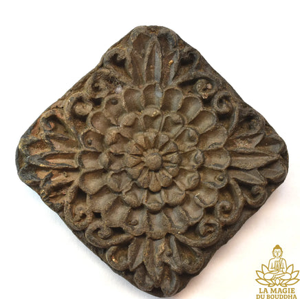 Tablette votive mandala floral de style Lanna La Magie du Bouddha.