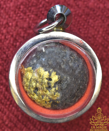 Bille sacrée Look Aum ancienne - Très Vénérable Luang Phor Leua Nanthasaro du Wat Sao Cha Ngok La Magie du Bouddha.