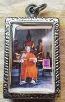 Amulette Phra Somdej – Luang Phor Perm (Wat Pom Kaew) – Édition limitée 2002 avec photo au dos