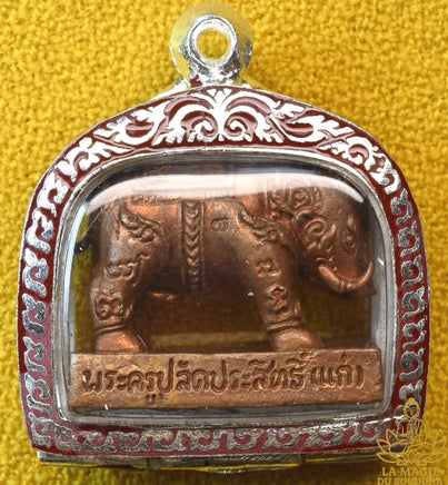Amulette Phaya Moo Mahasethi cochon sacre de Vishnu - Vénérable Luang Phor Kae Thamma Sarano du Wat Kor Loi La Magie du Bouddha.