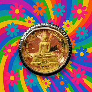 Grande amulette du Bouddha Luang Phor Sothorn – Wat Laksi – Cérémonie Jatukham Rammathep 2008 La Magie du Bouddha.
