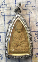 Amulette ancienne de Luang Phor Thuat – Wat Chang Hai (Patani, 1995) La Magie du Bouddha.