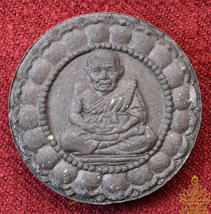 Grande amulette noire Jatukham Rammathep et Luang Phor Thuat (édition Roon Khot Séthi Mee Kamlae) La Magie du Bouddha.