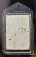 Amulette Salika-Kru consacrée par Phra Kruba Krissana – Wat Pah Mahawan (2010) La Magie du Bouddha.
