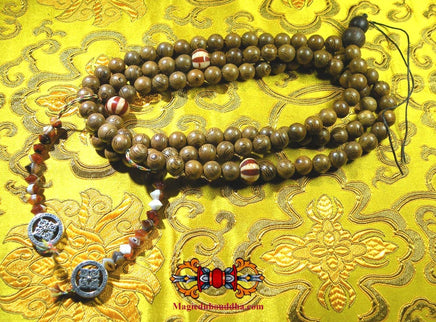 Grand chapelet Tibétain en bois précieux du Vietnam.