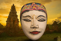 🪷 Masque de danse ancien en bois sculpté – Bali La Magie du Bouddha.