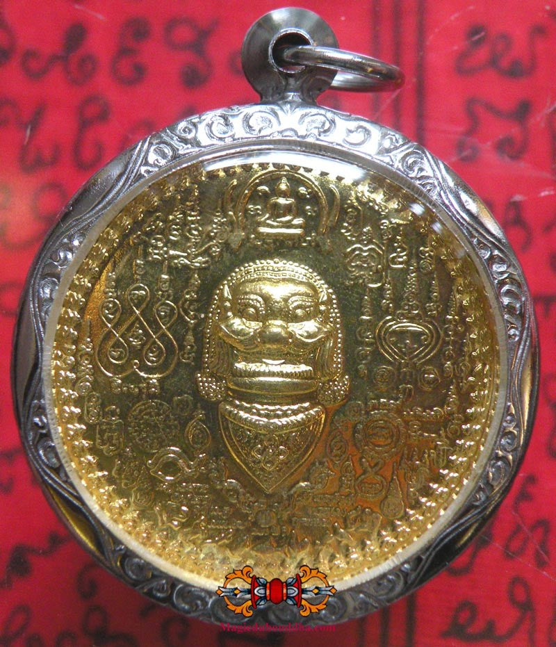 15 MÉDAILLE THAÏ alliage doré pendentif Bouddha Moine Yogi talisman Thaïlande EUR 7,99 - FR 15 MÉDAILLE THAÏ alliage doré pendentif Bouddha Moine Yogi talisman Thaïlande EUR 7,99 - FR