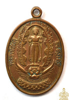 Médaille Phra Phanabodi – Bouddha debout sur Garuda – Wat Mai Cheing Noen (1995)