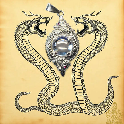 Pendentif nâgas en argent et cristal des nagas translucide talisman sacré Thaï La Magie du Bouddha.