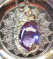 Pendentifs thaïlandais en Cristal sacré des Nâgas Dta Payanag La Magie du Bouddha.