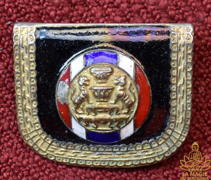 Ancien insigne officiel thaïlandais aux symboles héraldiques du Siam La Magie du Bouddha.