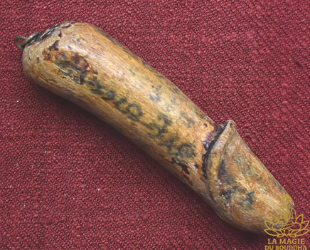 Rare amulette Palat Kick en bois sculpté - Vénérable Luang Phor Sanguan du Wat Phai Phan Mue La Magie du Bouddha.