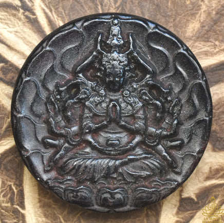 Grand Pendentif Tibétain Tokchag de Namgyalma en Pierre Noire Magnétique La Magie du Bouddha.