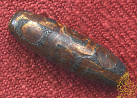 Perle sacrée tibétaine Dzi ancienne à neuf yeux La Magie du Bouddha.