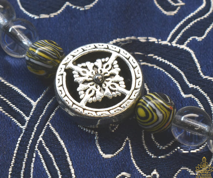 Chapelet Mala Tibétain en Cristal Spatika – Ornements Tigre et Dorje La Magie du Bouddha.