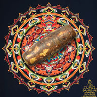 Perle sacrée tibétaine Dzi à neuf yeux en agate ancienne début XXe siècle La Magie du Bouddha.