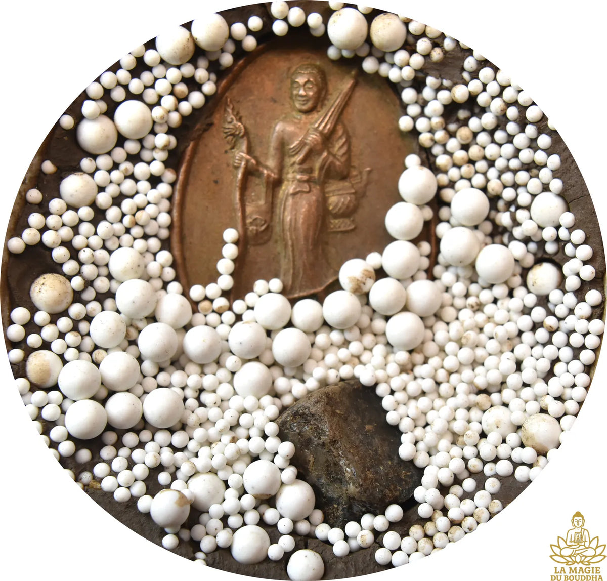 Relic beads with Phra Siwali medal – Wat Phanang Choeng| La Magie du ...