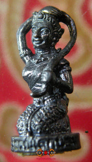 Rare amulette de la déesse de la terre Mae Thorani - Très Vénérable LP Hong. La Magie du Bouddha.