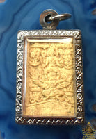 Amulette du Premier Sermon du Bouddha aux Cinq Ascètes bénie par le Très Vénérable Luang Phor Koon Parisutho.