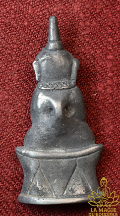 Statuette sacrée Phra Ngang en métal gris La Magie du Bouddha.