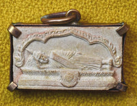 Amulettes anciennes des Bouddhas des jours de la semaine – Luang Phor Tae, Wat Sam Ngam (1968) La Magie du Bouddha.