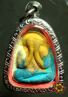 Amulette Thaï multicolore du Bouddha protecteur Phra Pidta.