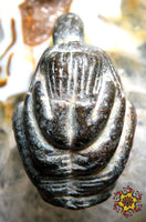 Amulette protectrice Thai ancienne du Bouddha Phra Pidta à six bras.