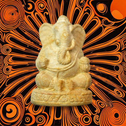 Amulette Phra Pikanet – Luang Phor Kambo – Wat Kut Chompoo (2012) La Magie du Bouddha.