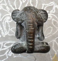 🕉 Phra Pikanet Pidta – Ancient Cambodian Amulet