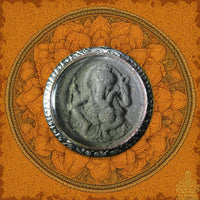 Amulette noire de Phra Buddha Chinaraj & Phra Pikanet – Wat Phra Si Rattana Mahathat.
