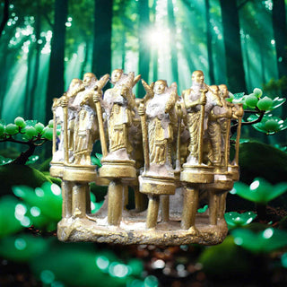 Lot d’amulettes Phra Siwali – Série de 21 pièces coulées ensemble (Wat Sakai, années 1980 – Luang Phor Dooh) La Magie du Bouddha.