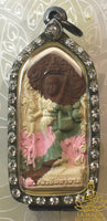 Amulette multicolore Phra Siwali Mahālap - Phra Ajarn Daeng du Wat Pom Ramanyan La Magie du Bouddha.
