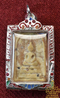 Amulette Phra Somdej en pierre-relique sacrée Hin Phratat de la grotte sacrée de Khao Sam Roi Yot