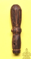 Amulette Sak de prospérité en bois de cocotier – Vénérable Luang Phor Lippan du Wat Mai Barndon (2005)