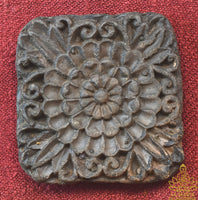 Tablette votive mandala floral de style Lanna La Magie du Bouddha.