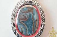 Pendentif en pierre sacrée hin phratat bleue de Khao Sam Roi Yot La Magie du Bouddha.