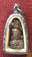 🐒 Amulette Matschanu en métal alchimique – Série « Augmenter richesse & bonheur » de LP Hong La Magie du Bouddha.