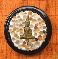 Reliquaires anciens en bois laqué décoré de fleurs – perles sarira, Phra Somdej et Luang Phor Sothorn