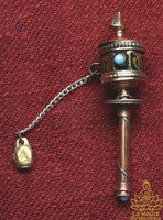 Petit moulin à prières tibétain artisanal du Népal La Magie du Bouddha.