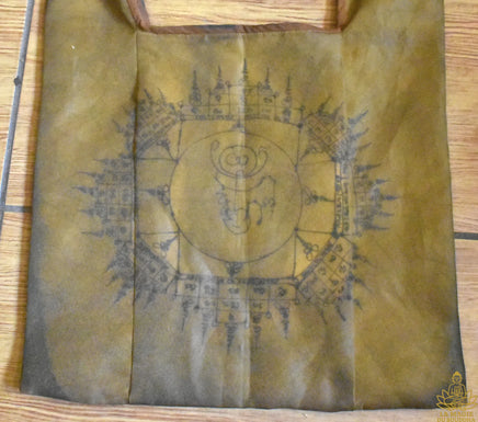 Sac de moine ancien du Wat Kositaram – Yant manuscrits de Luang Phor Kuay La Magie du Bouddha.