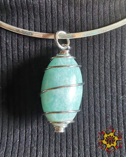 Collier Shiva Lingam en amazonite. La Magie du Bouddha.